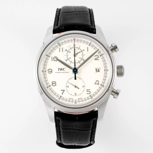 최고퀄 레플리카 IWC 포르투기저 다빈치 크로노그래프 클래식 화이트 다이얼 레더 스트랩 IW390403