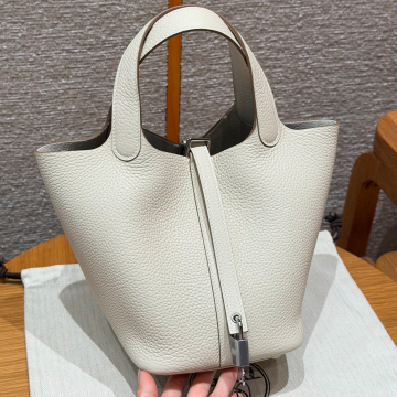 최고퀄 올수공 에르메스 피코탄 락 18 Craie 클레망스 가죽 실버 하드웨어