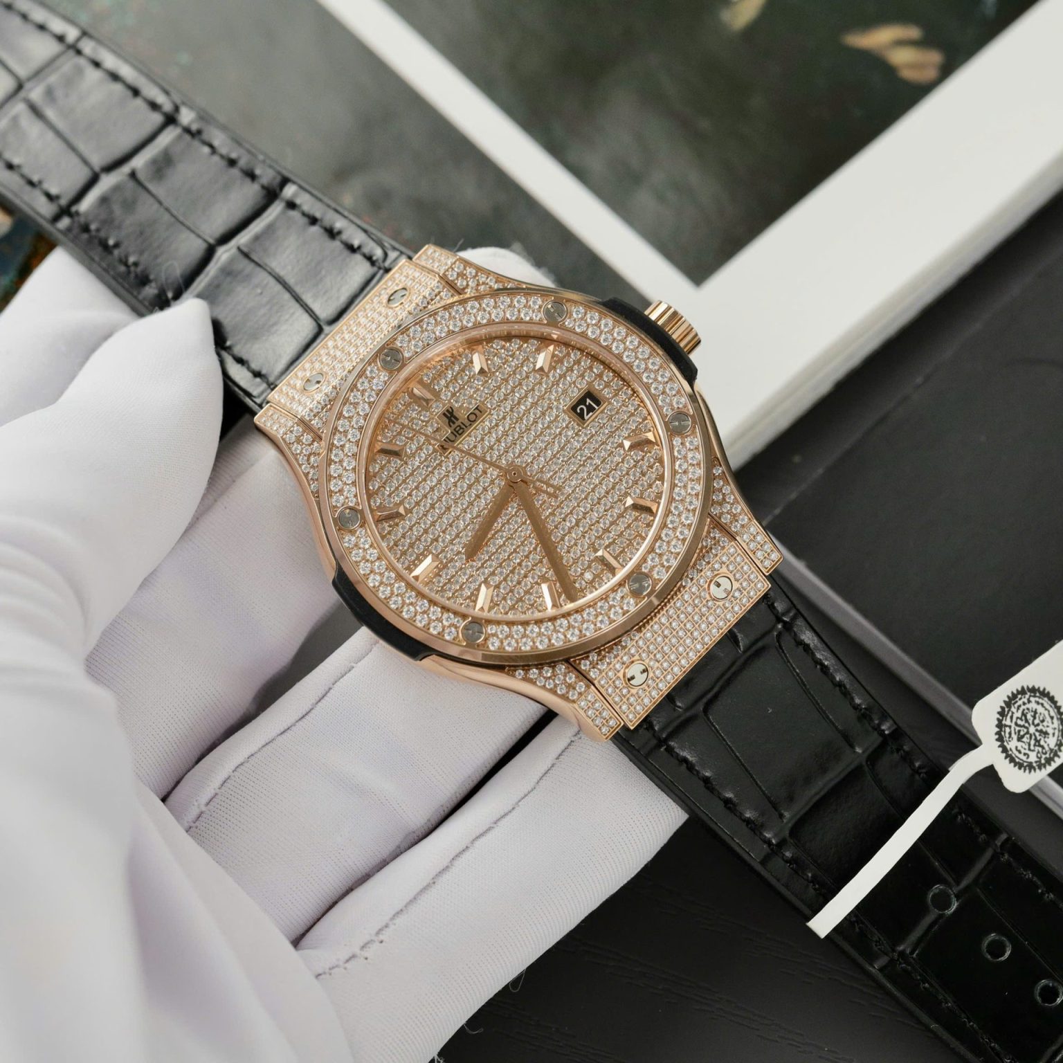 최고퀄 CNC 커스텀 제작 위블로 클래식 로즈골드 금통 모이사나이트 파베 세팅 42mm