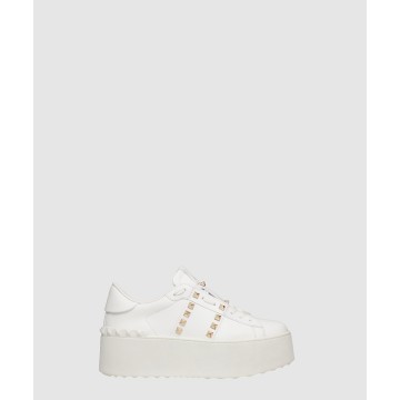 Rockstud 스니커즈 2W2S0G
