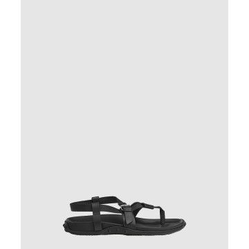 Inboard 샌들