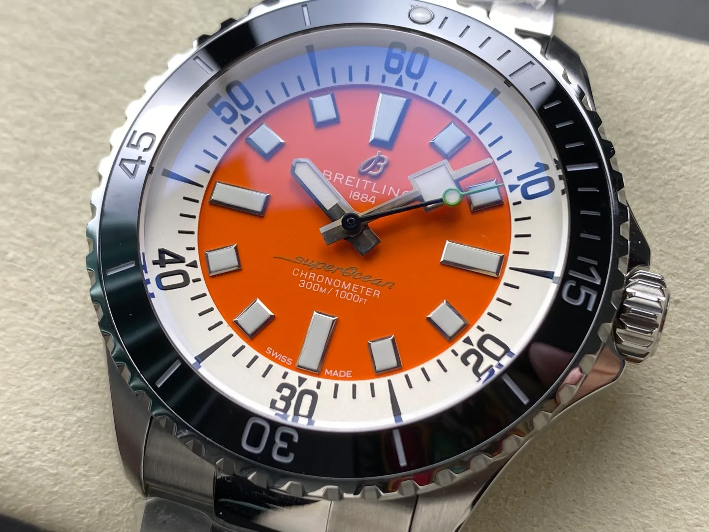 Breitling Superocean 44 SS TF Factory 1:1 Best Edition Black Ceramic Bezel Orange Dial on SS Bracelet A2824 - Image 3