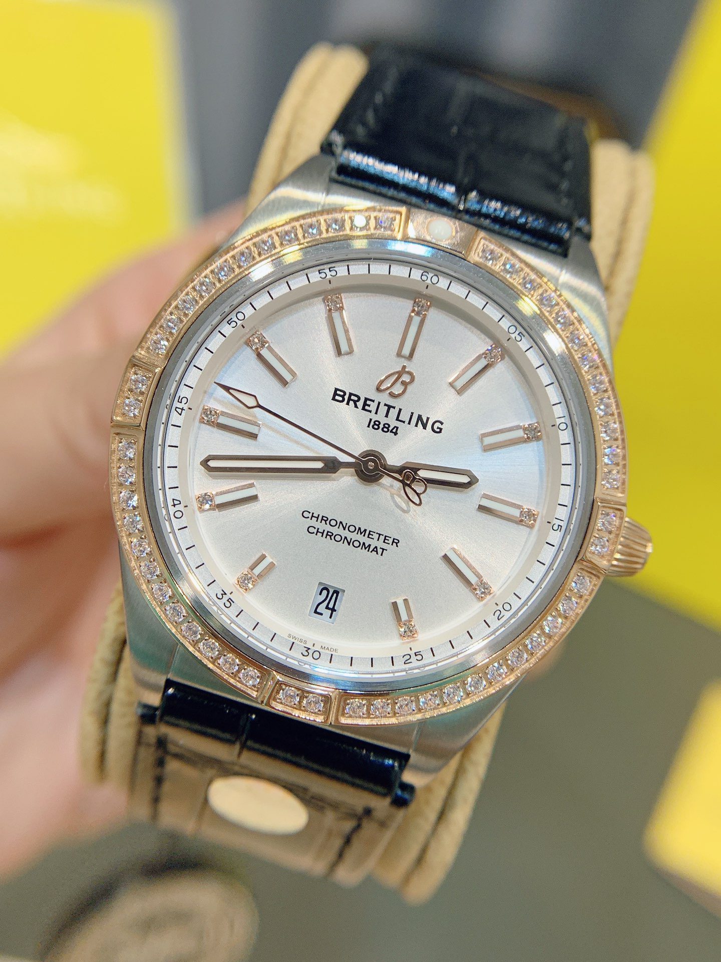 Breitling CHRONOMAT AUTOMATIC 36 U10380591A1U1 1:1 Best Edition Ladies Diamond Watch - Image 4