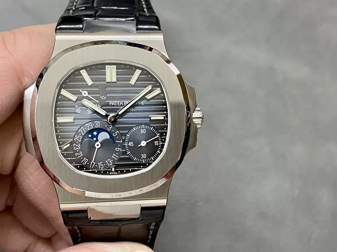 PP Nautilus 5712G SS PPF 1:1 Best Edition Blue Dial on Black Leather Strap A240 Super Clone V2