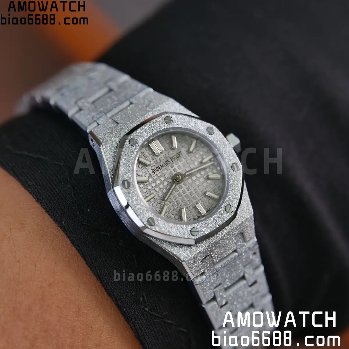 AUDEMARS PIGUET Lady Royal Oak 67630 23mm SS TW Best Edition Silver Dial Swiss Quartz
