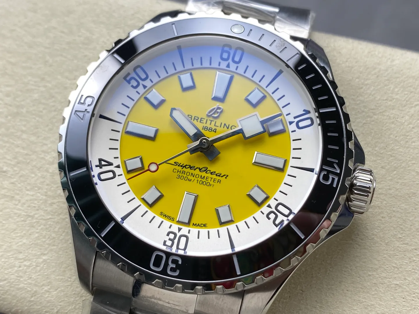 Breitling Superocean 44 SS TF Factory 1:1 Best Edition Black Ceramic Bezel Yellow Dial on SS Bracelet A2824 - Image 3