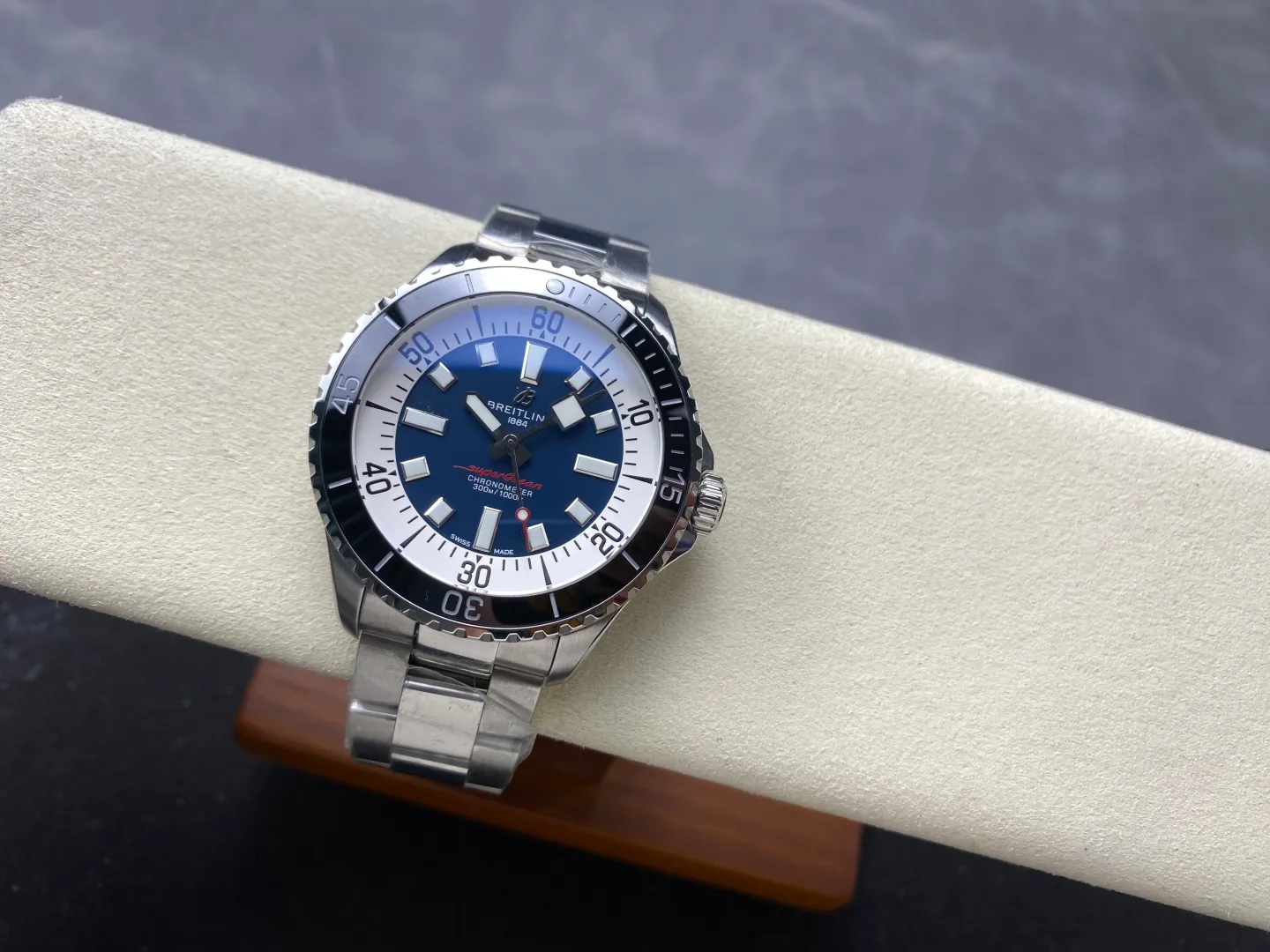Breitling Superocean 44 SS TF Factory 1:1 Best Edition Black Ceramic Bezel Blue Dial on SS Bracelet A2824 - Image 3