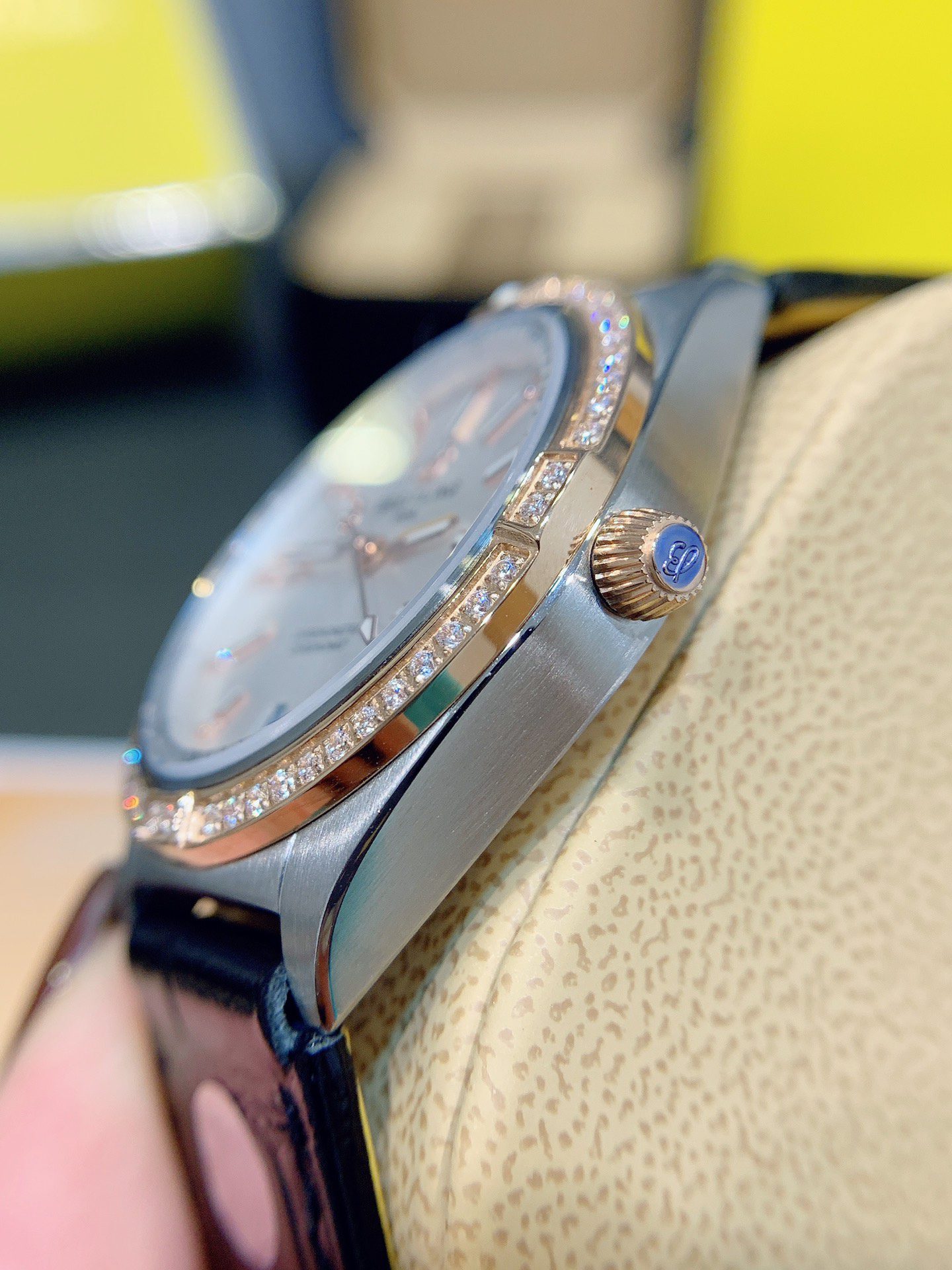 Breitling CHRONOMAT AUTOMATIC 36 U10380591A1U1 1:1 Best Edition Ladies Diamond Watch - Image 7