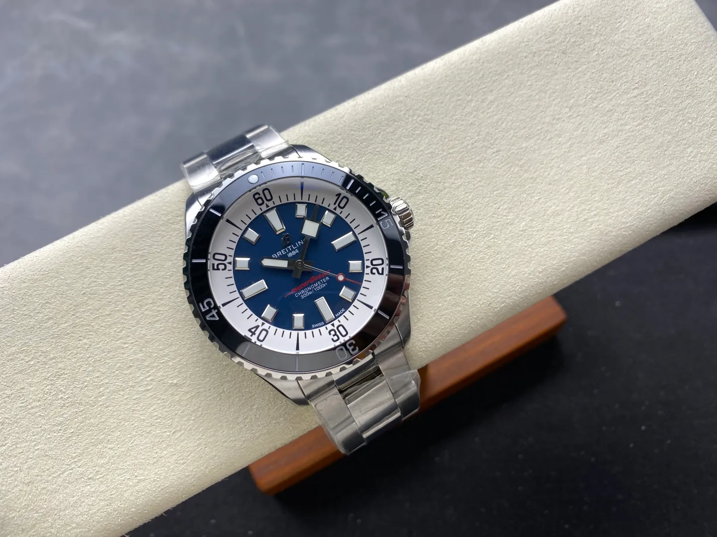 Breitling Superocean 44 SS TF Factory 1:1 Best Edition Black Ceramic Bezel Blue Dial on SS Bracelet A2824 - Image 2