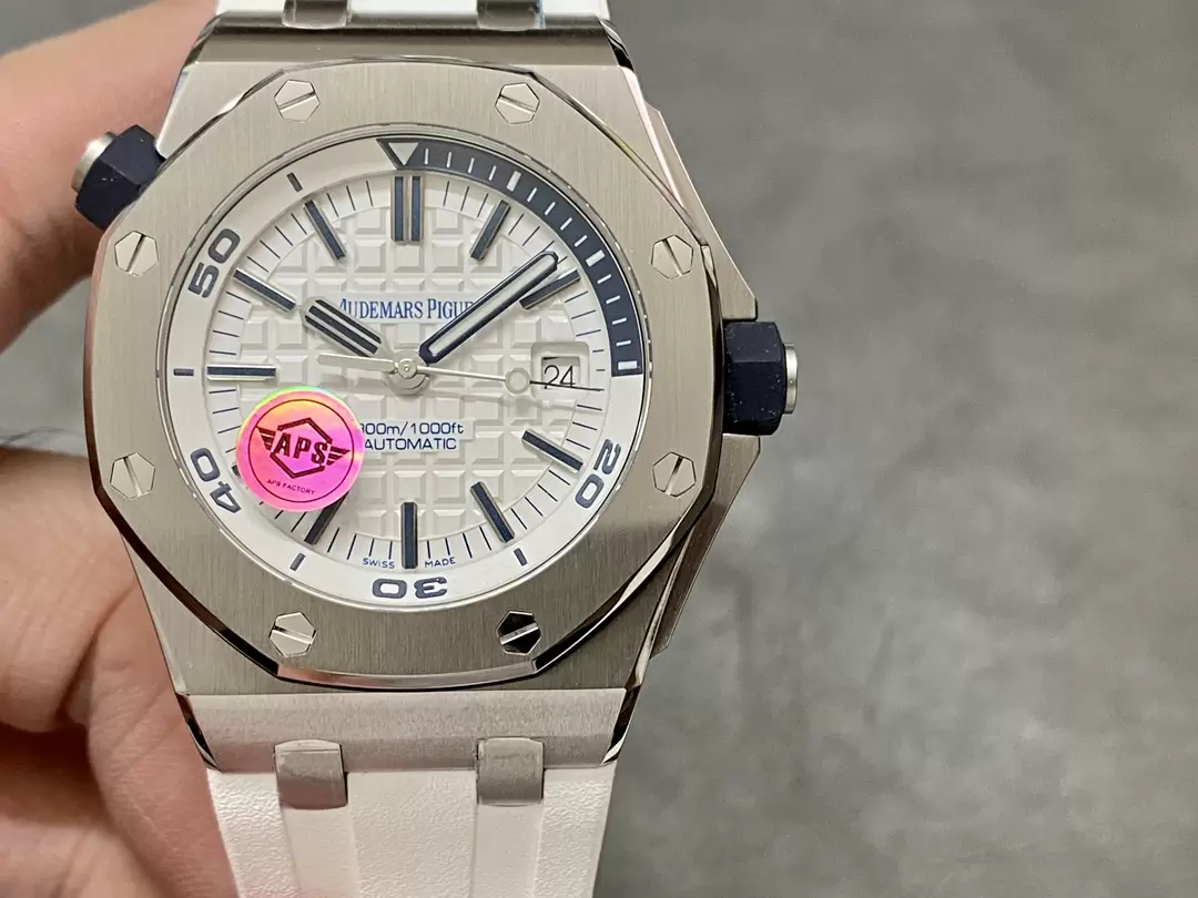 Royal Oak Offshore Diver 15710ST.OO.A010CA.01 APS factory 1:1 Best Edition White Dial on White Rubber Strap SA3120 Super Clone