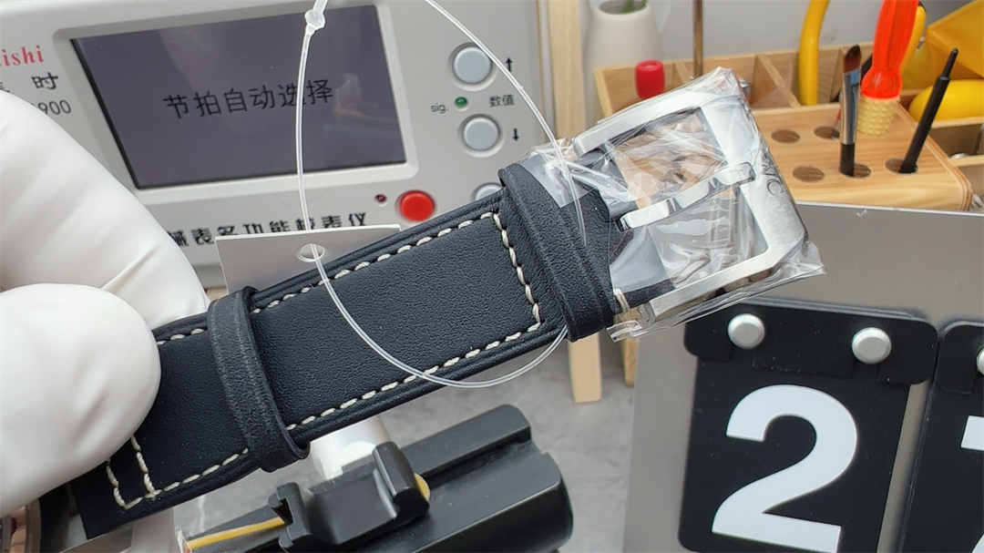 V7 IWC 마크 XX 블루 다이얼 프리미엄 레플리카 파일럿 워치 사파이어 크리스털 오토매틱 무브먼트 - 이미지 8