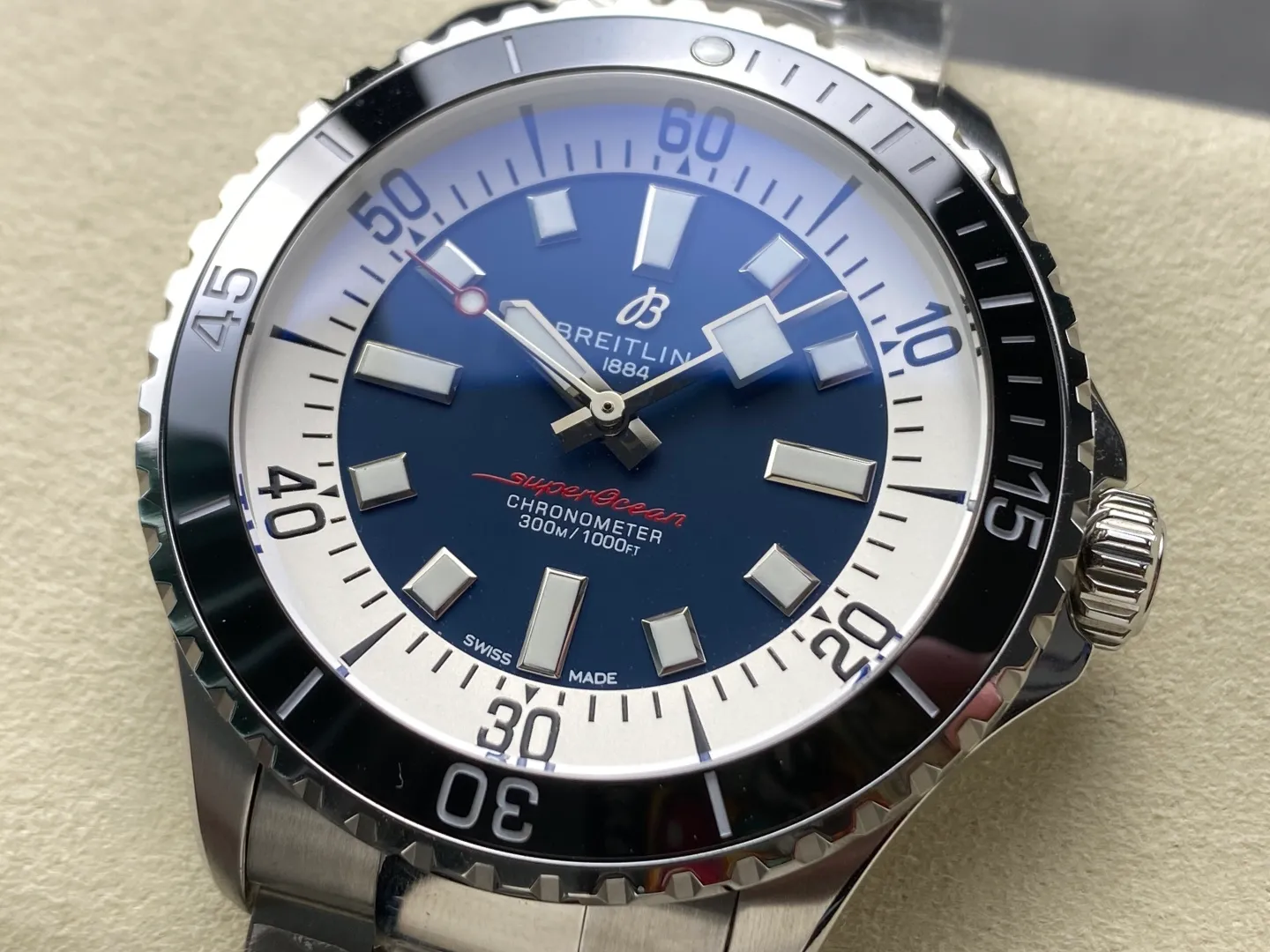 Breitling Superocean 44 SS TF Factory 1:1 Best Edition Black Ceramic Bezel Blue Dial on SS Bracelet A2824 - Image 5