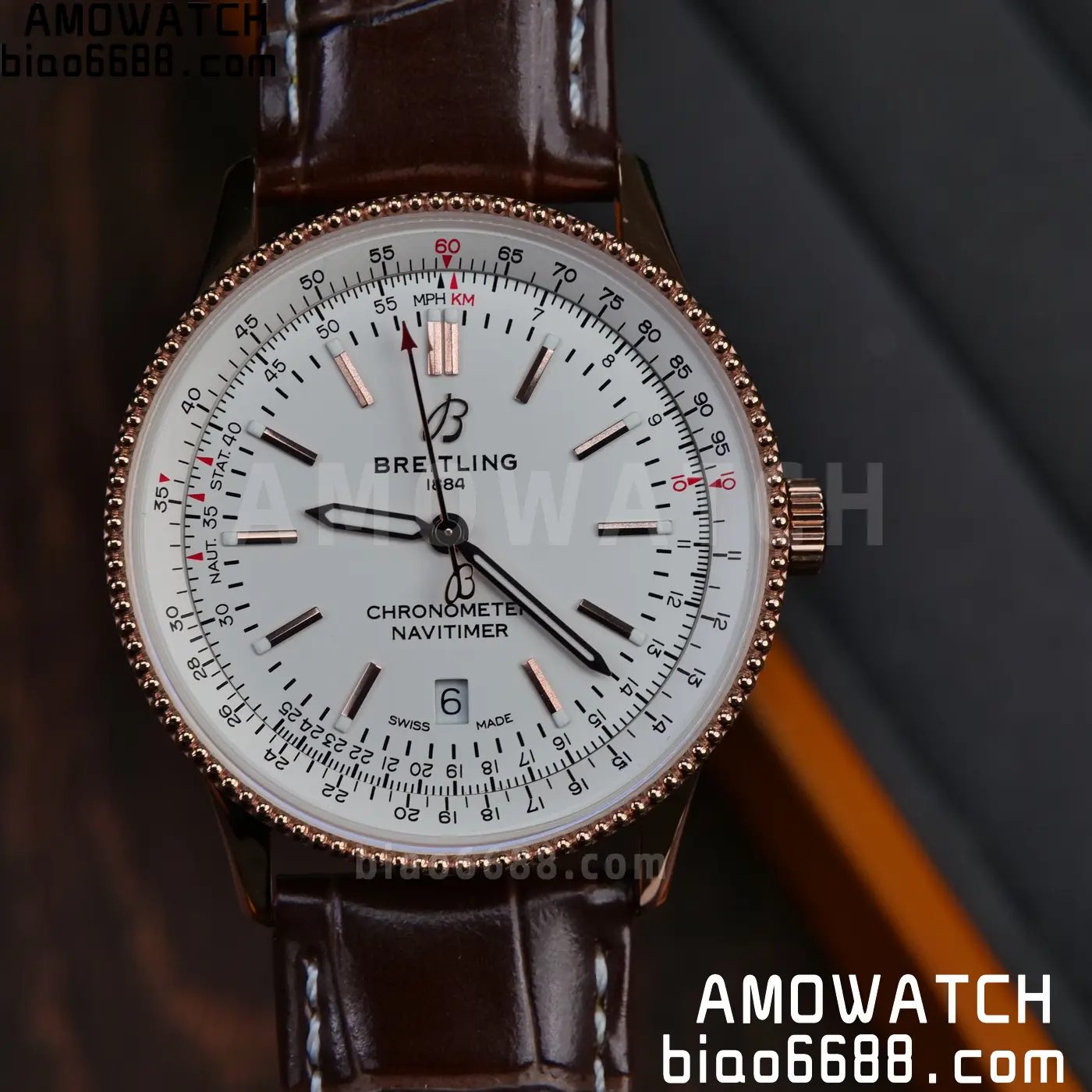 브라이틀링 내비타이머 오토매틱 41mm RG BLSF 화이트 다이얼 브라운 레더 스트랩 A2824 V2