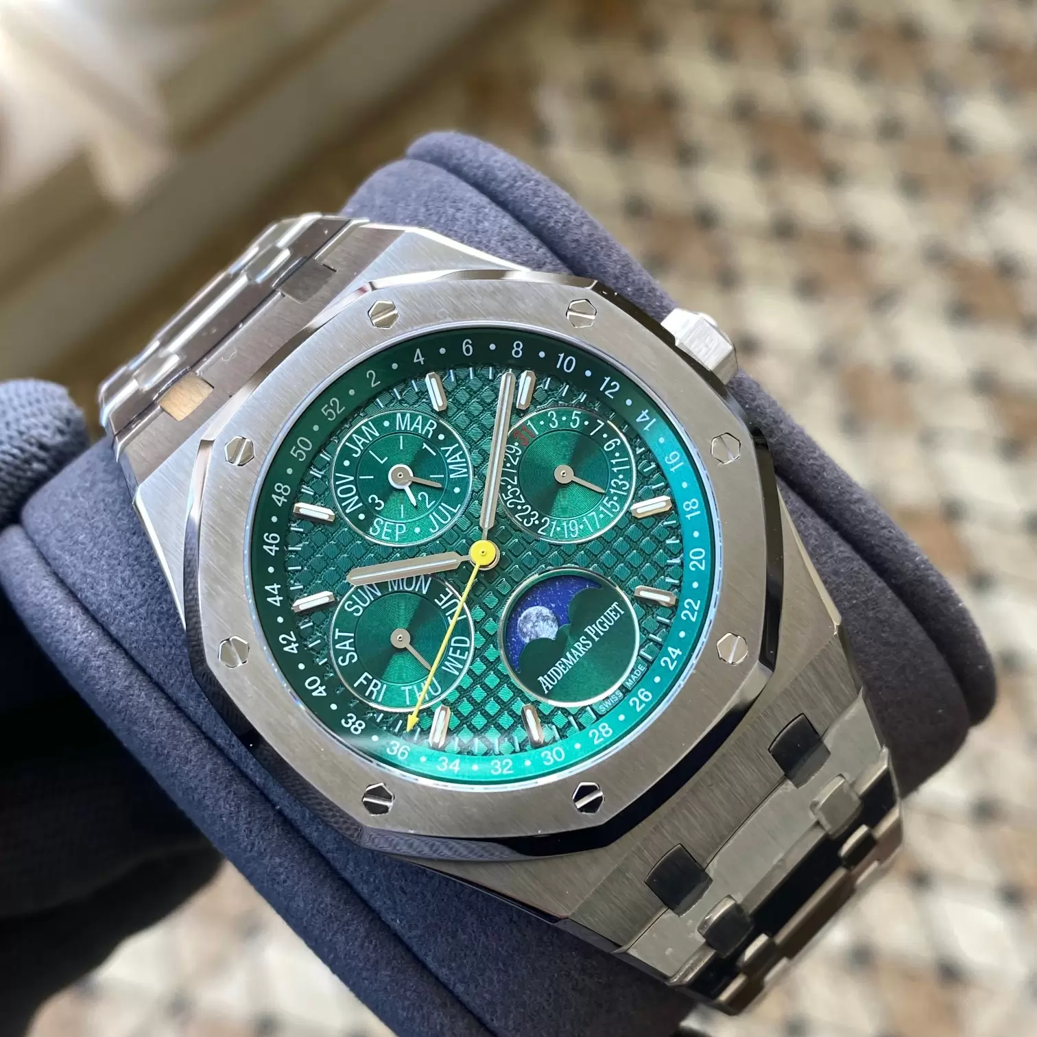 오데마 피게 로열 오크 41mm 컴플리케이티드 26574 스테인리스 스틸 APS F1:1 베스트 에디션 그린 다이얼 스테인리스 스틸 브레이슬릿 A5134 (CHS) - 이미지 4