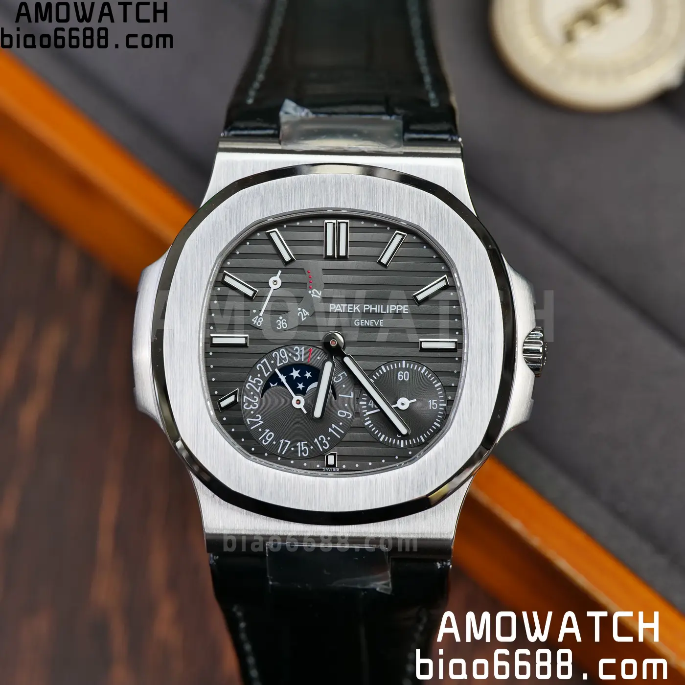 PP Nautilus 5712G SS PPF 1:1 Best Edition Gray Dial on Black Leather Strap A240 Super Clone
