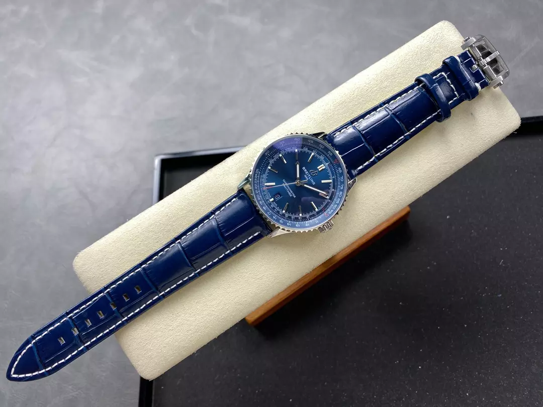 Breitling Navitimer Automatic 41mm SS BLSF Blue Dial on Blue Leather Strap A2824 V2 - Image 4