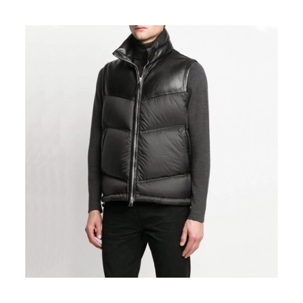 ✨[톰브라운]Thom Browne 2020 Mens V-neck Vest - 톰브라운 2020 남성 브이넥 웨스트 Thom01121x.Size(m - 2xl).블랙