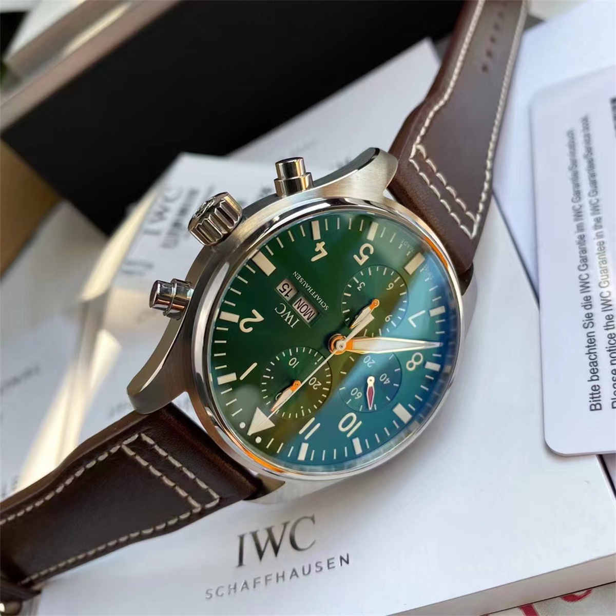 IWC IW377726 파일럿 크로노그래프 블루 다이얼 43mm 오토매틱 남성용 시계 - 이미지 5