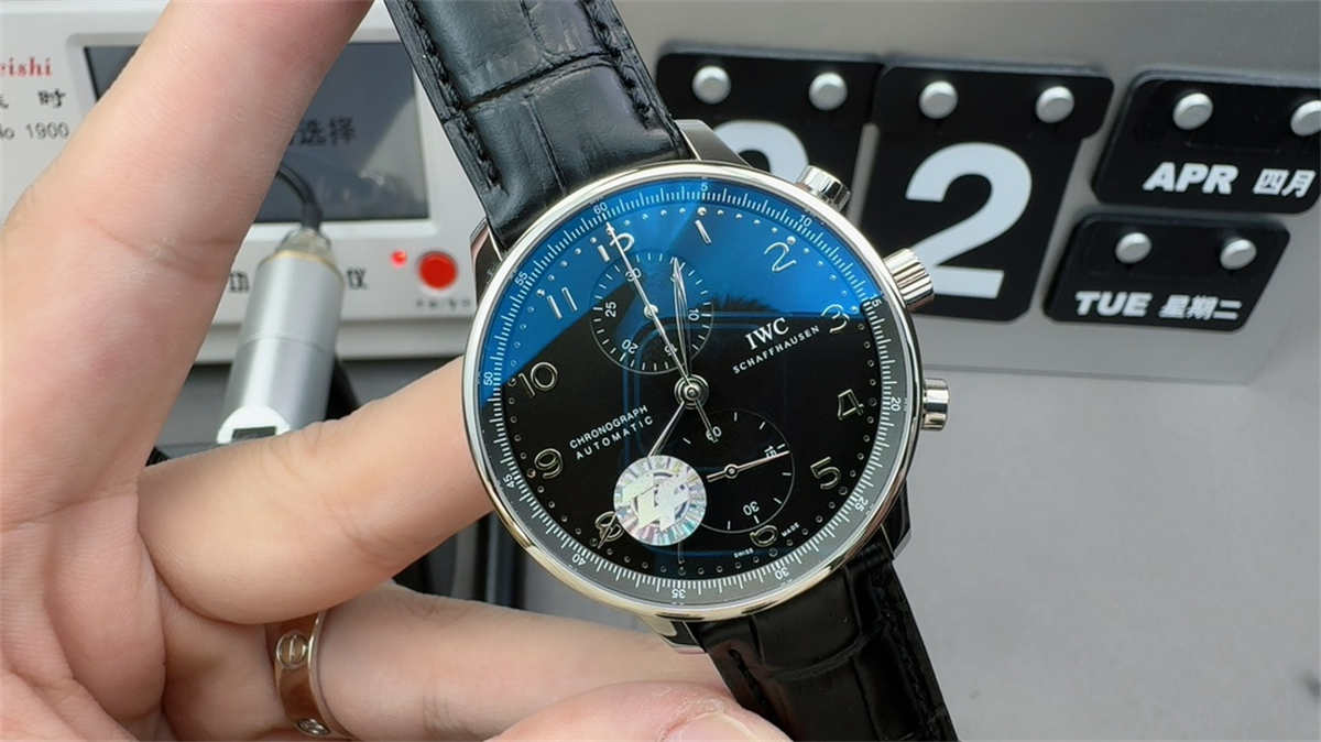 ZF Factory IWC Portuguese Chronograph – 1:1 Luxury Automatic Chronograph Replica - Image 3