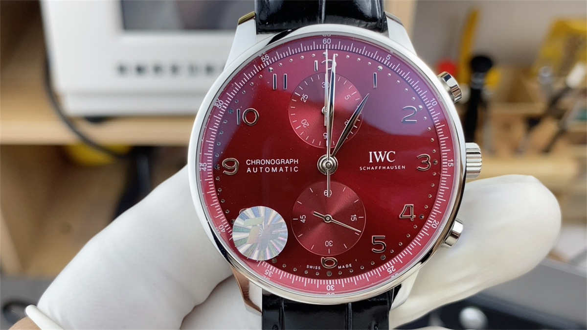 ZF Factory IWC Red Dial Chronograph Replica – Portugieser Automatic 41mm Men’s Watch - Image 2
